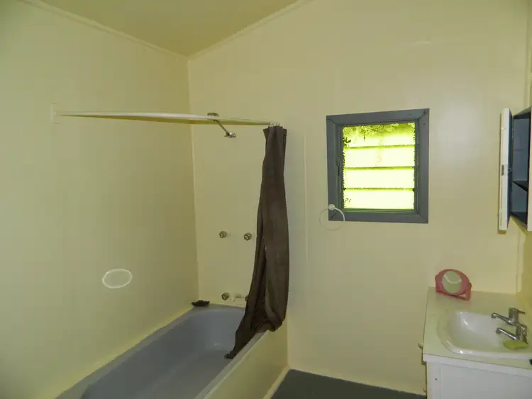 Seventh view of Homely house listing, 6 Mead St, Clandulla NSW 2848