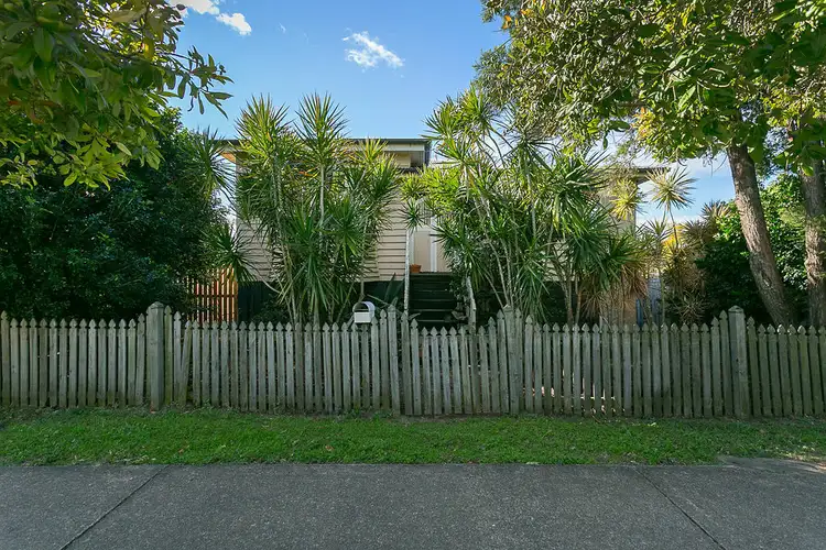 164 Glebe Rd, Booval QLD 4304