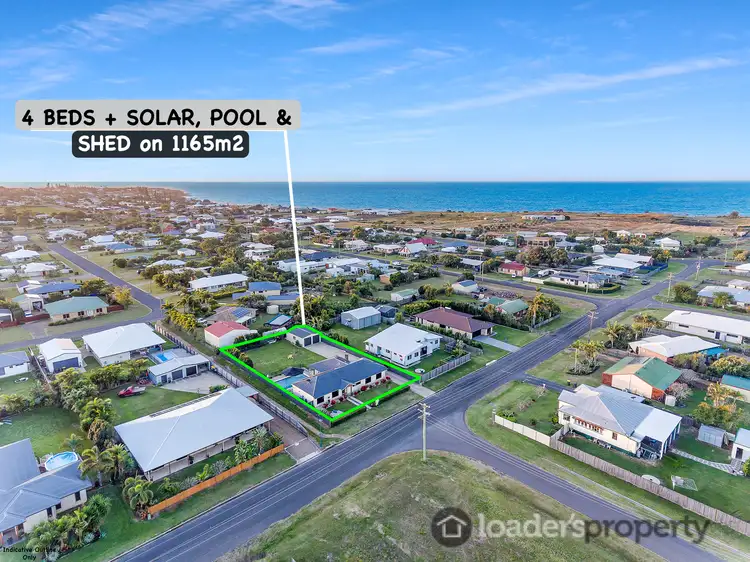 48 Gibsons Rd, Burnett Heads QLD 4670