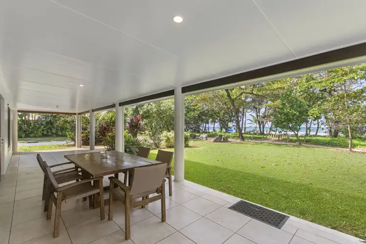 20 Donkin Lane, Mission Beach QLD 4852