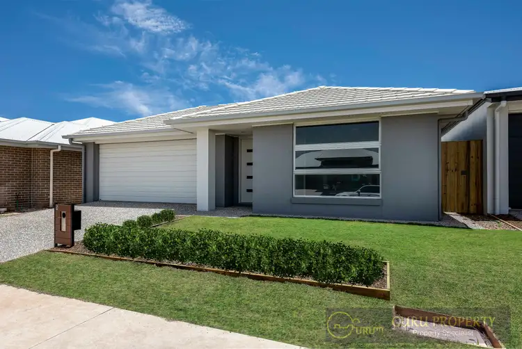5 Fiona St