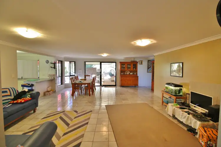 Third view of Homely house listing, 2 Brendan Ct, Hatton Vale QLD 4341