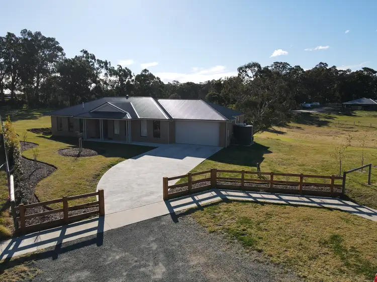 11 Shearers Cl, Nicholson VIC 3882