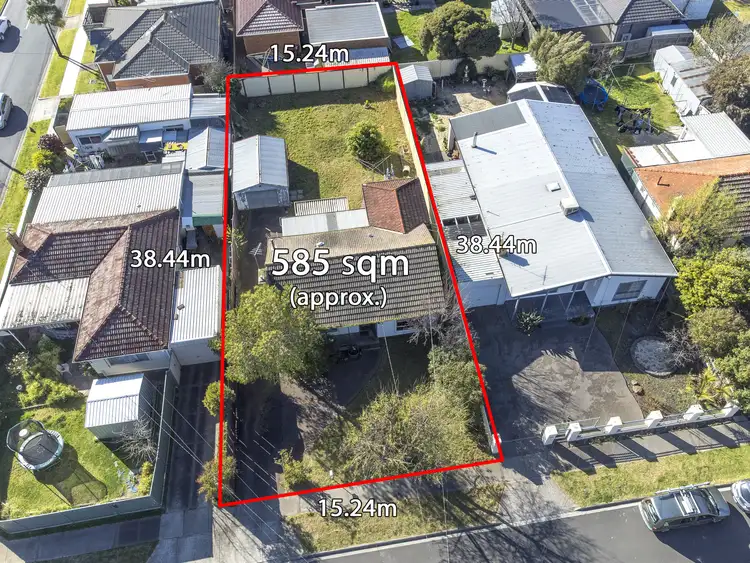 28 Hanley Street, Avondale Heights VIC 3034