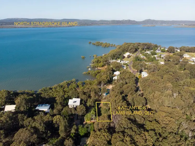 4 Atlantic Street, Lamb Island QLD 4184