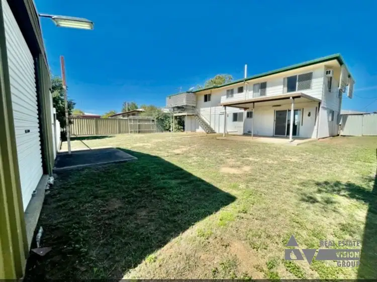 70 Wattle St, Blackwater QLD 4717