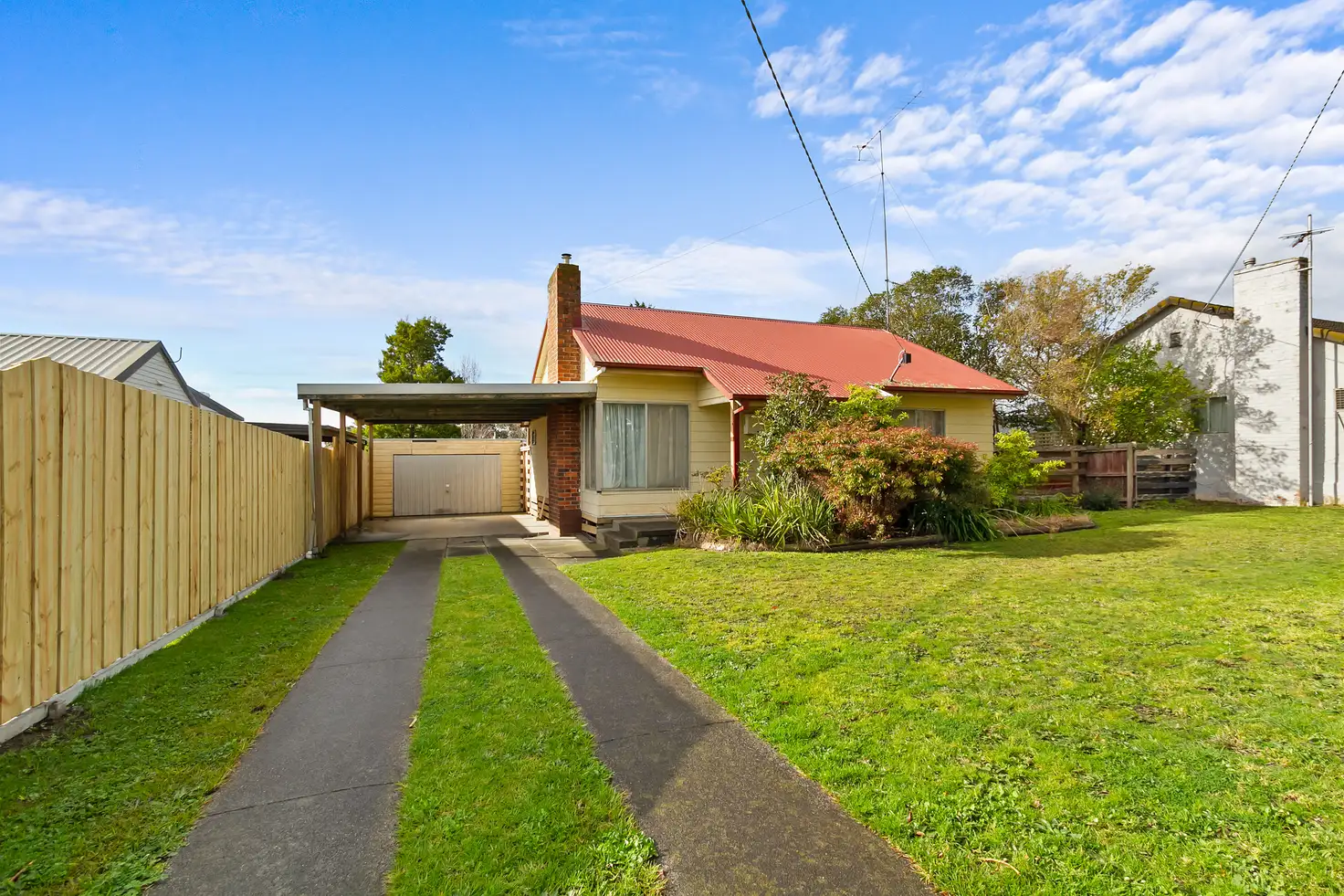 Main view of Homely house listing, 8 Ryan Ave, Traralgon VIC 3844