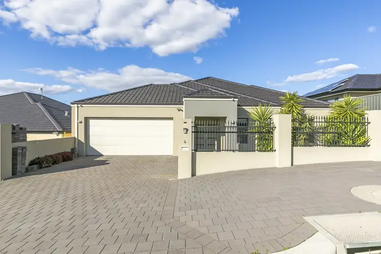 4 Donatello Dr, Landsdale WA 6065