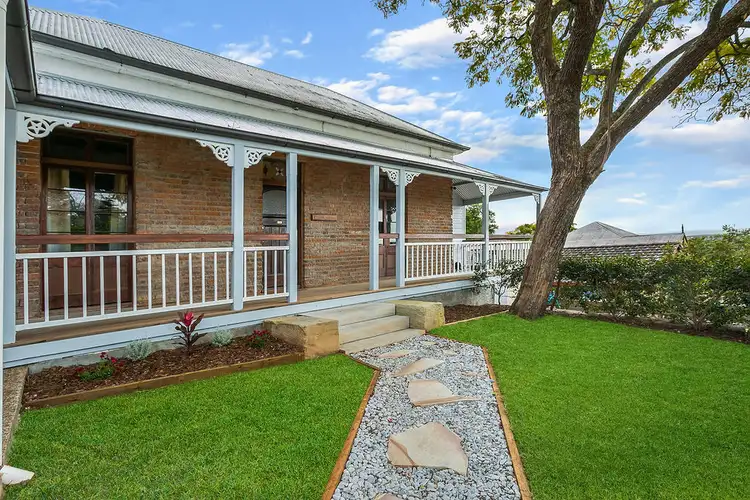 63 Ellenborough St, Ipswich QLD 4305