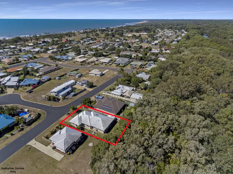 21 Alexander Dr, Moore Park Beach QLD 4670