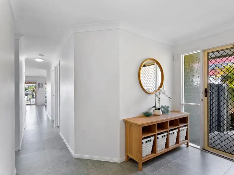 Fifth view of Homely semi-detached listing, Unit 2/52 Hoya Cres, Bongaree QLD 4507