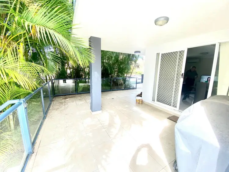 Fifth view of Homely unit listing, Unit 2/11 Clark St, Biggera Waters QLD 4216