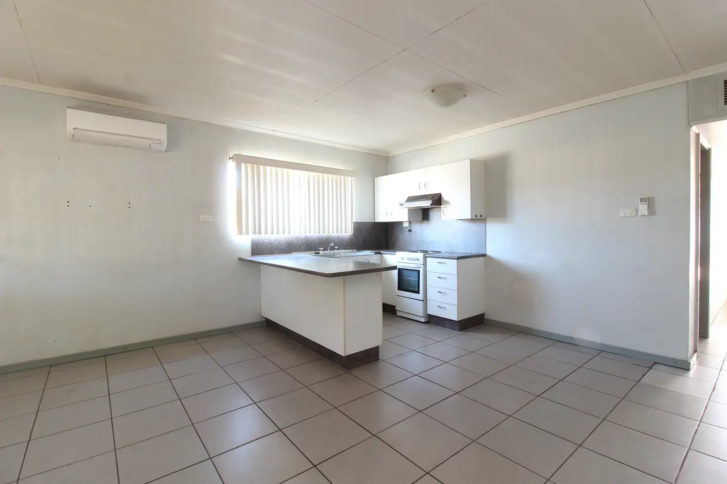 Main view of Homely unit listing, Unit 8/82 Hilary St, Mount Isa QLD 4825