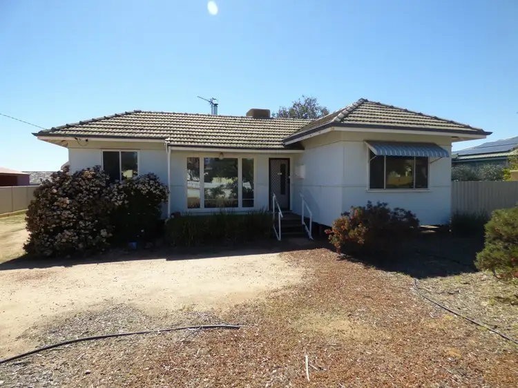 Main view of Homely house listing, 4 Mill St, Merredin WA 6415
