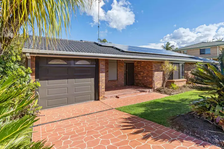 Second view of Homely house listing, 8 Parramatta Ct, Kuluin QLD 4558