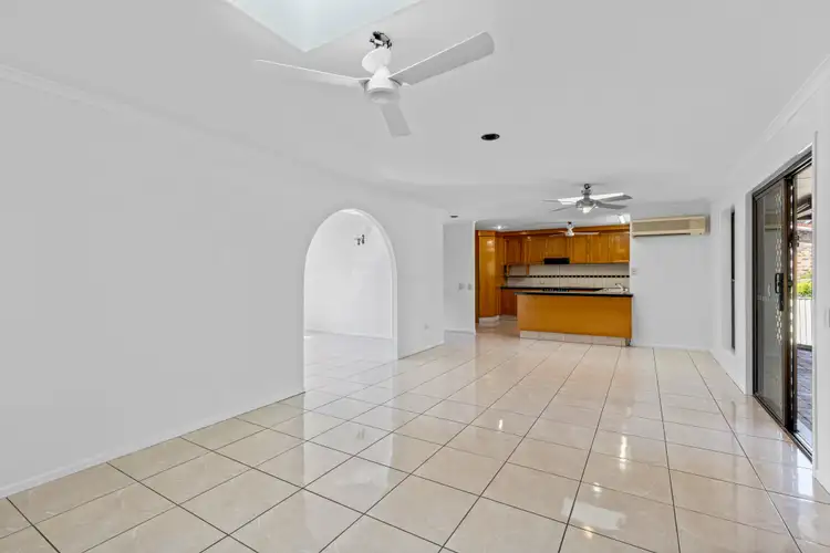 Fifth view of Homely house listing, 8 Parramatta Ct, Kuluin QLD 4558