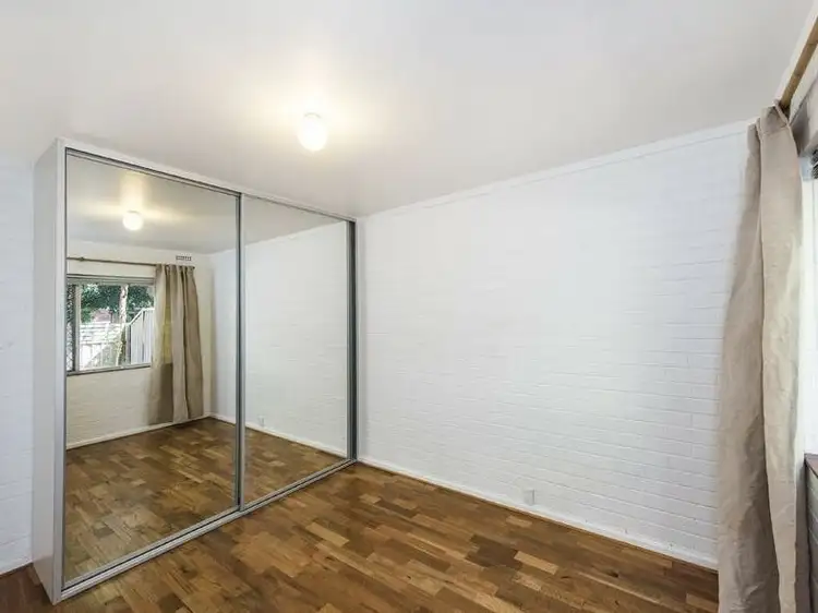 Second view of Homely unit listing, 4/15 Currie St, Jolimont WA 6014