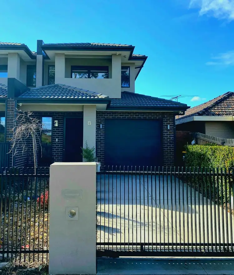 8 Herbert Street, Avondale Heights VIC 3034