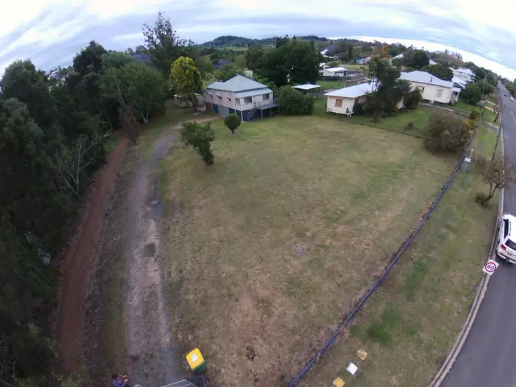 37 Walloon Rd, Rosewood QLD 4340