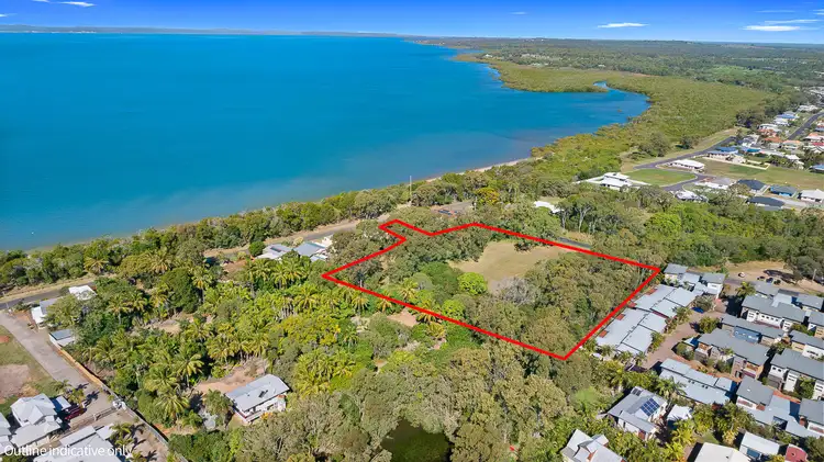 662 Esplanade, Urangan QLD 4655