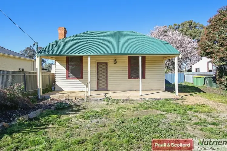 3 Queen St, Culcairn NSW 2660