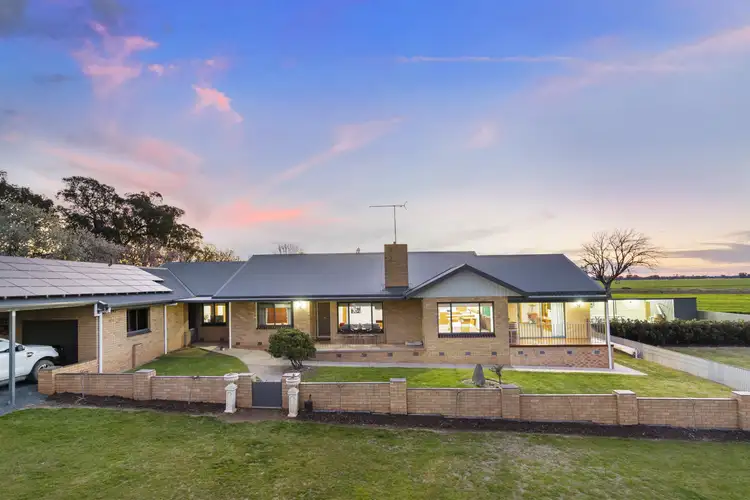 'Weeamera Homestead'/299 Weeamera Rd, Culcairn NSW 2660