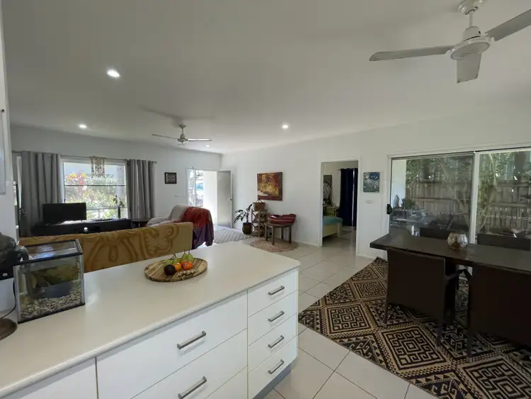 Fifth view of Homely house listing, 3/20 Seaview St, Mission Beach QLD 4852