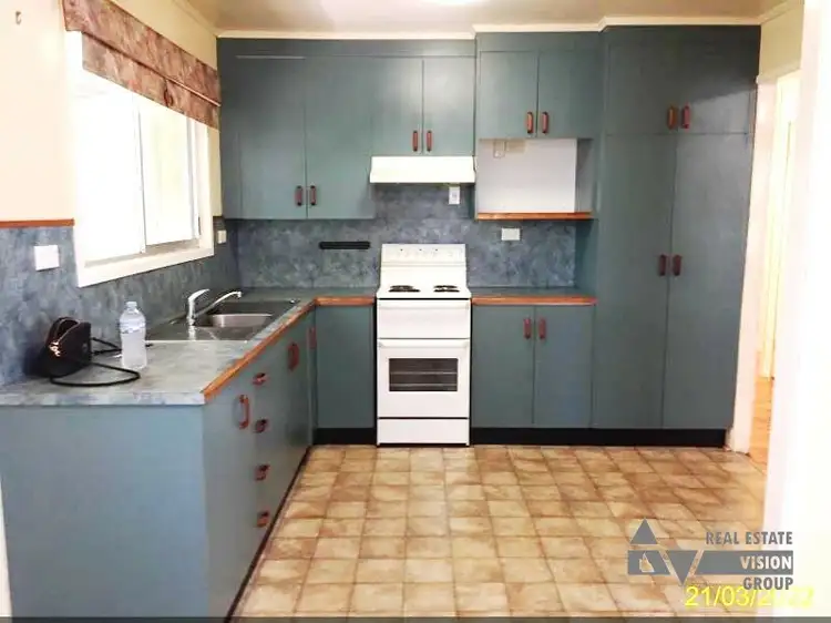 71 Arthur St, Blackwater QLD 4717
