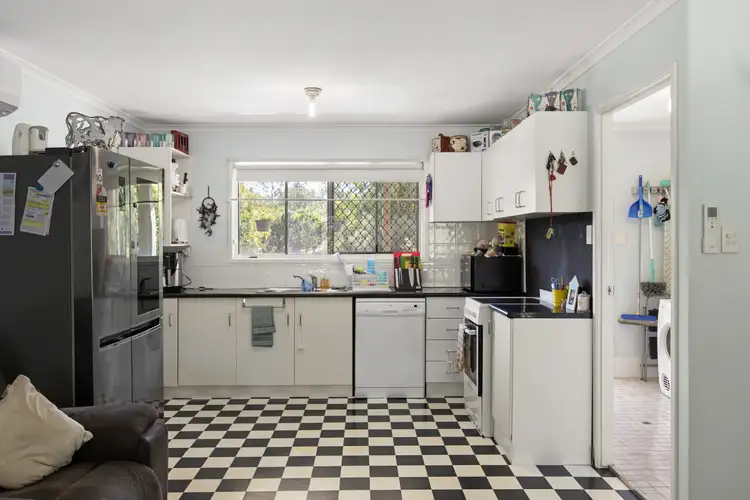Second view of Homely house listing, 63 Bronze St, Aldershot QLD 4650