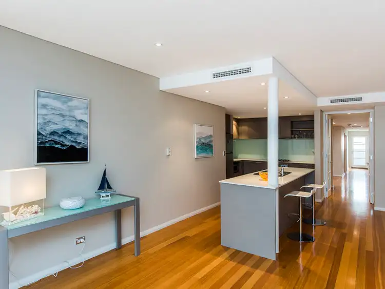 Sixth view of Homely unit listing, Unit 1/33 Breakwater Parade, Mandurah WA 6210