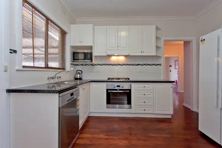 238 Gulpha Street, North Albury NSW 2640