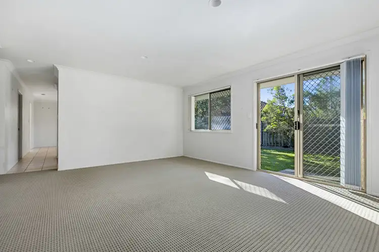 25 Bushlands Drive, Noosaville QLD 4566