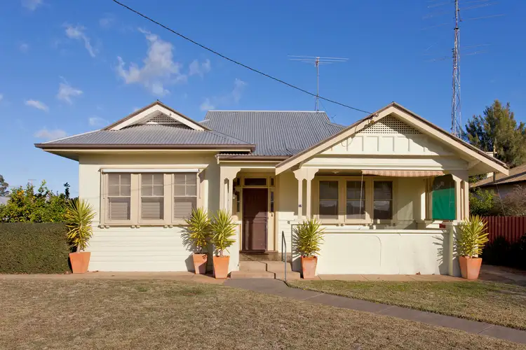 61 Balfour Street, Culcairn NSW 2660