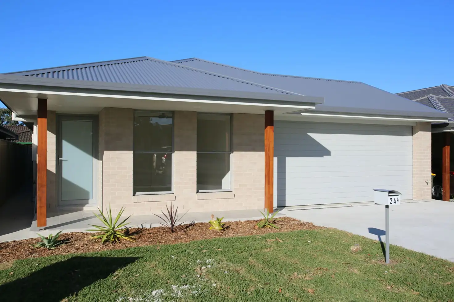 Main view of Homely villa listing, 24 Lincoln Rd, Port Macquarie NSW 2444