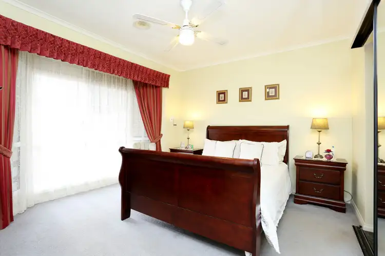 Fifth view of Homely house listing, 9 Cunningham Court, Taylors Lakes VIC 3038