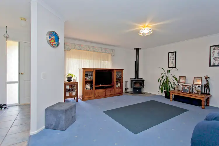 Fourth view of Homely house listing, 8 Buckland Court, Burrumbuttock NSW 2642