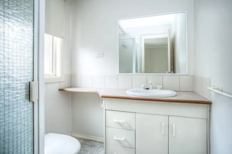 Fifth view of Homely house listing, 3 Vista Close, Gisborne VIC 3437