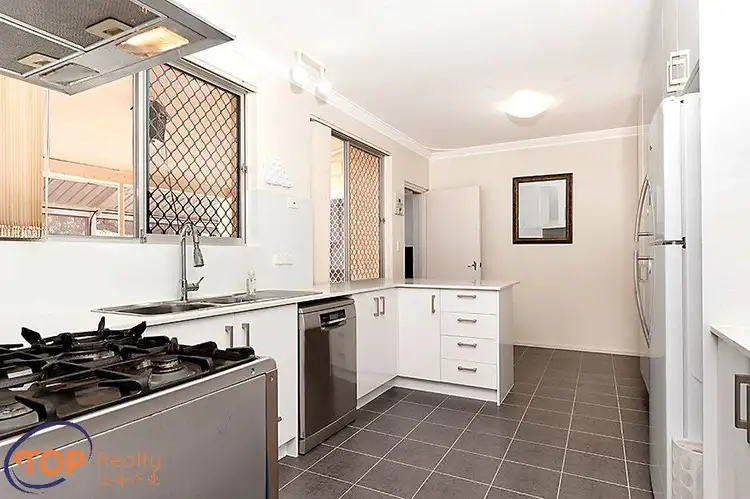 Sixth view of Homely house listing, 13 Kingfisher Loop, Willetton WA 6155