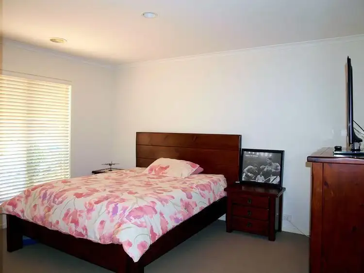 Sixth view of Homely townhouse listing, 9 Mias Way, Epsom VIC 3551