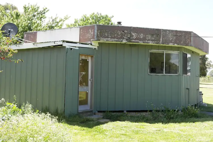 Fifth view of Homely rural property listing, 40 Northern Avenue, Traralgon VIC 3844