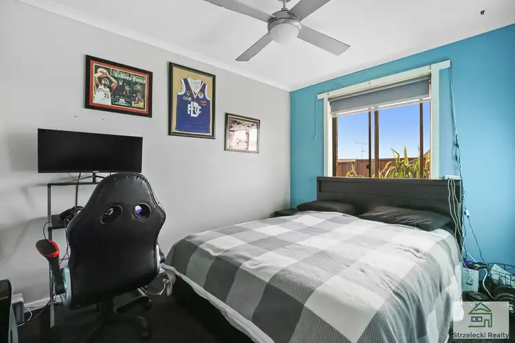 Sixth view of Homely unit listing, Unit 4/26 Saxtons Dr, Moe VIC 3825