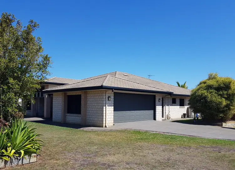 83 Barlow St, Oakhurst QLD 4650