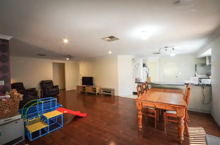 Sixth view of Homely house listing, 16 Mica Mews, Wattle Grove WA 6107