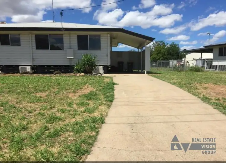 25 Mangrove St, Blackwater QLD 4717