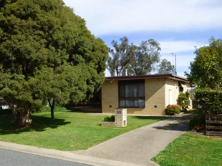 35 Williams St, Myrtleford VIC 3737