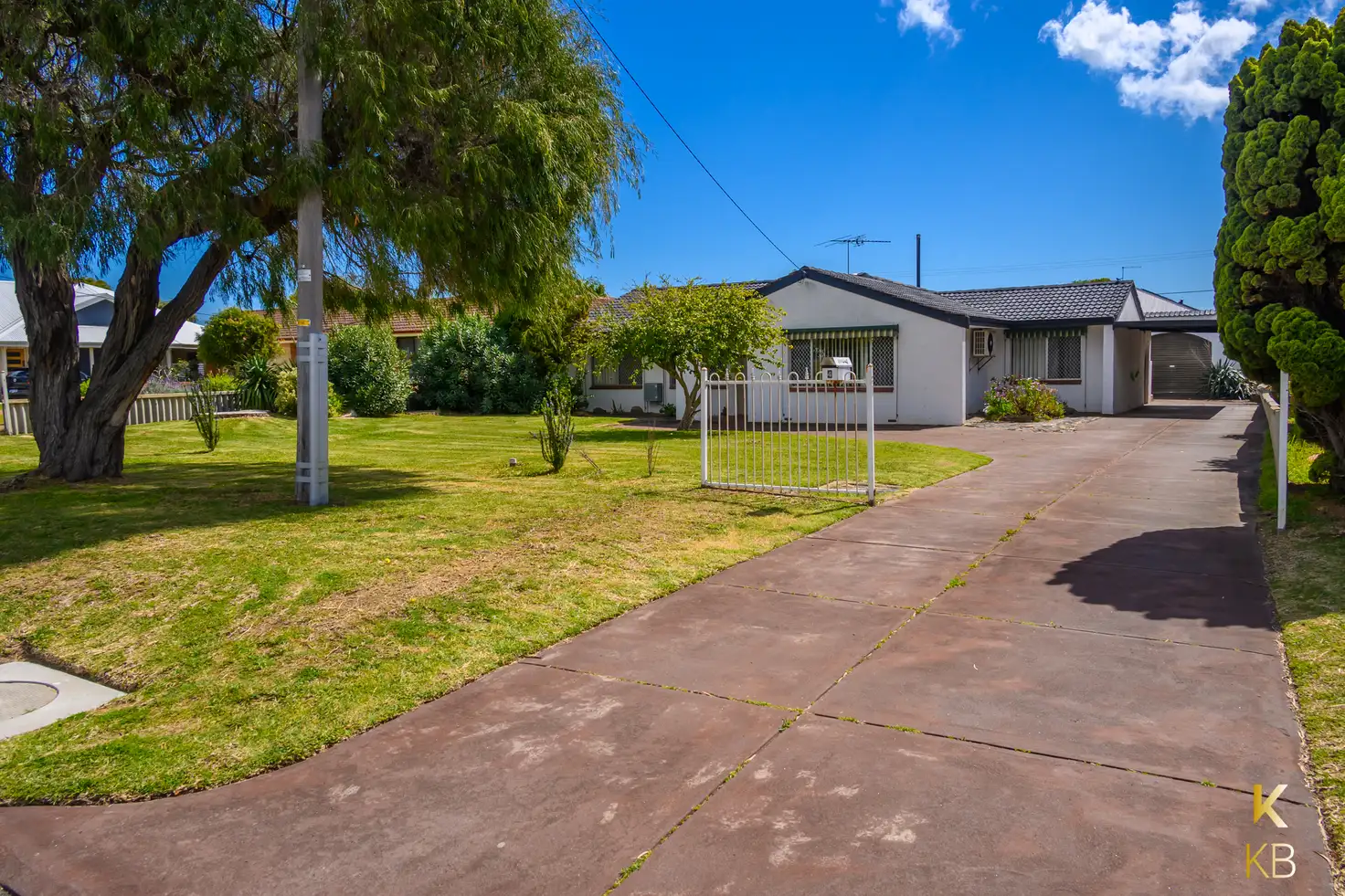 Main view of Homely house listing, 4 Laguna St, Safety Bay WA 6169