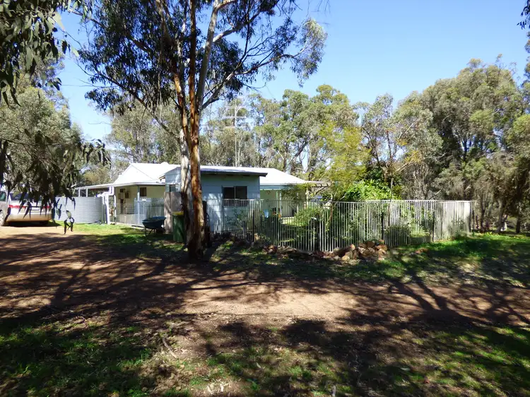 879 Coondle West Road, Toodyay WA 6566