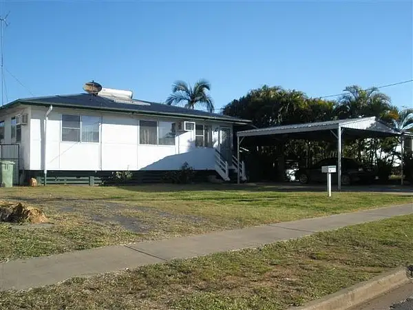 31 Wattle Street, Blackwater QLD 4717