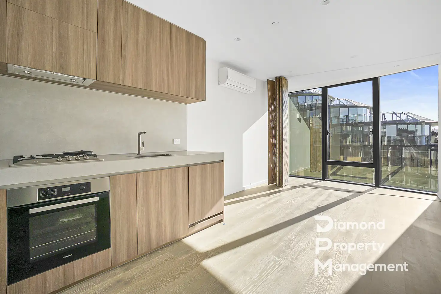 Main view of Homely apartment listing, 902/605 St Kilda Road, Melbourne VIC 3004