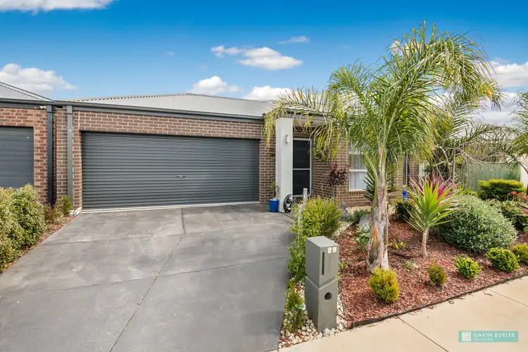 29 Greenfield Dr, Epsom VIC 3551